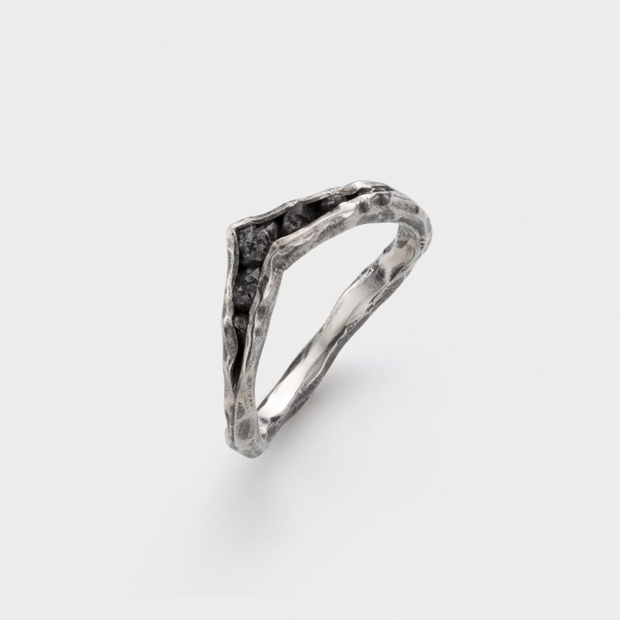 ROXXV raw diamond ring
