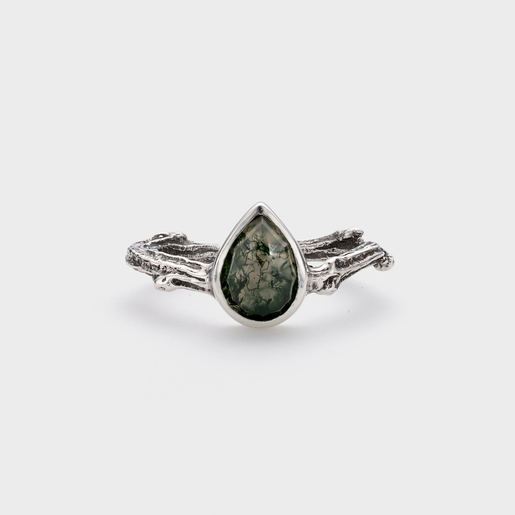 TWIG ring with moss agate